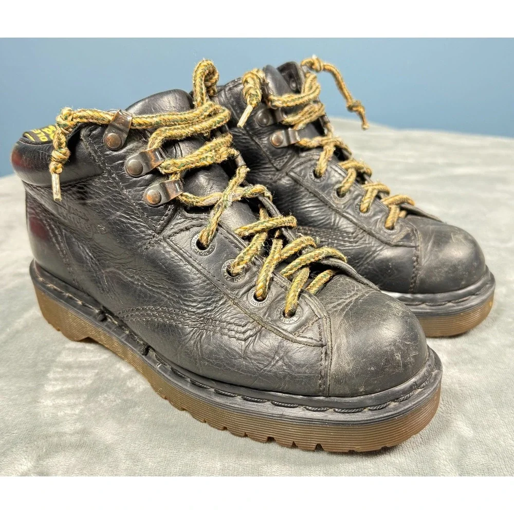 Dr Martens Boots Womens UK6 US8-8.5 Black Leather Bouncing Soles England Grunge